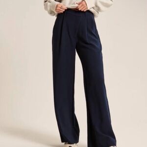 Abercrombie & Fitch Women’s Straight Leg Trousers with Cross Button in Navy